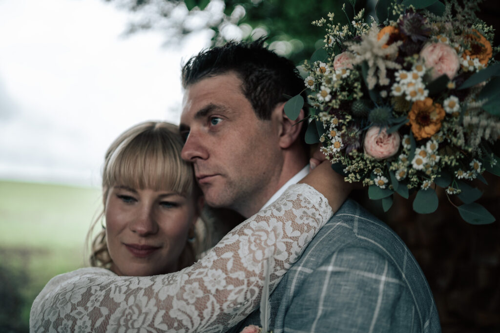 Natürliche Hochzeitsbilder im Schwarzwald